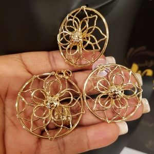 Earrings and Pendant set